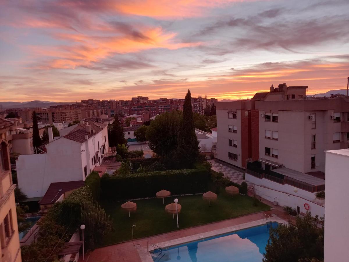 Power Home Granada Bagian luar foto