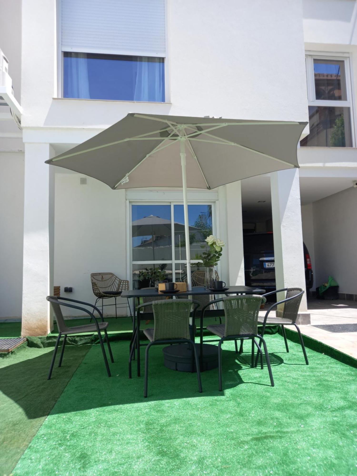 Power Home Granada Bagian luar foto